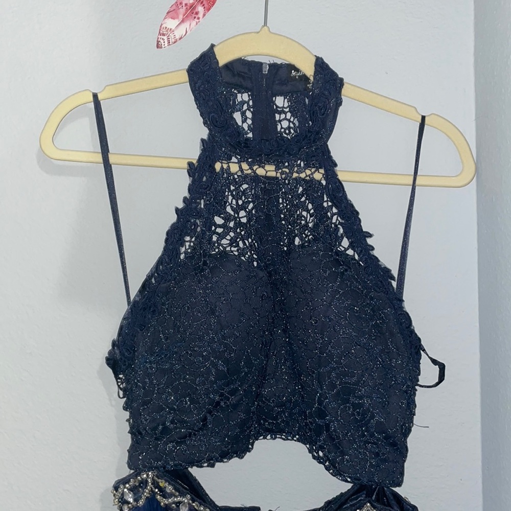 Elegant dress. Brand: Sequin hearts. Macy’s.